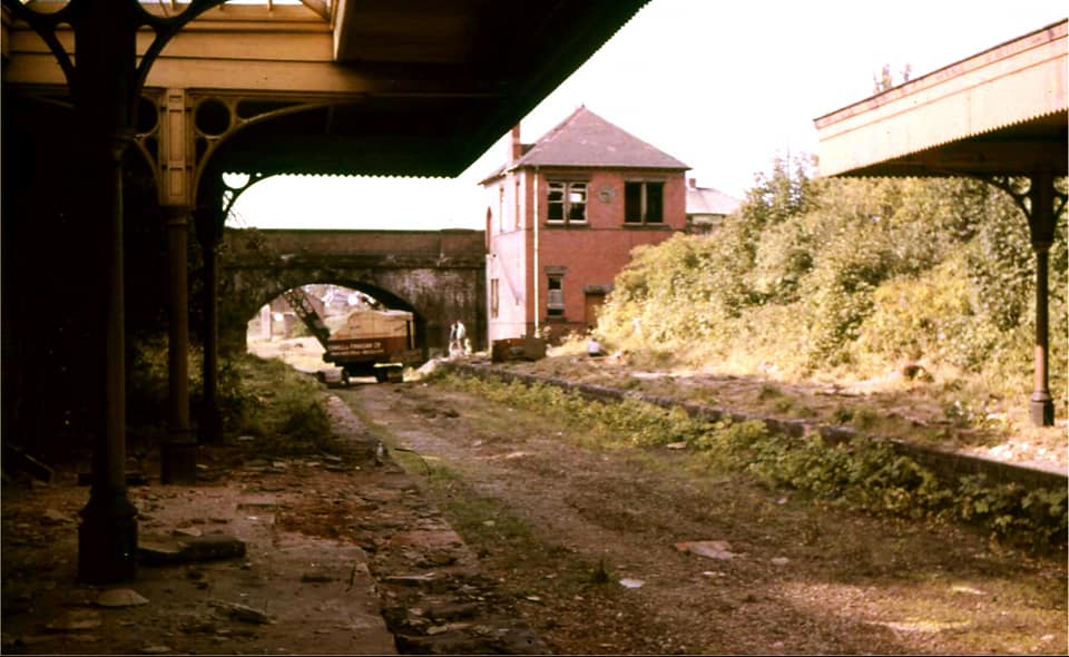 Heswall station demolition 1964